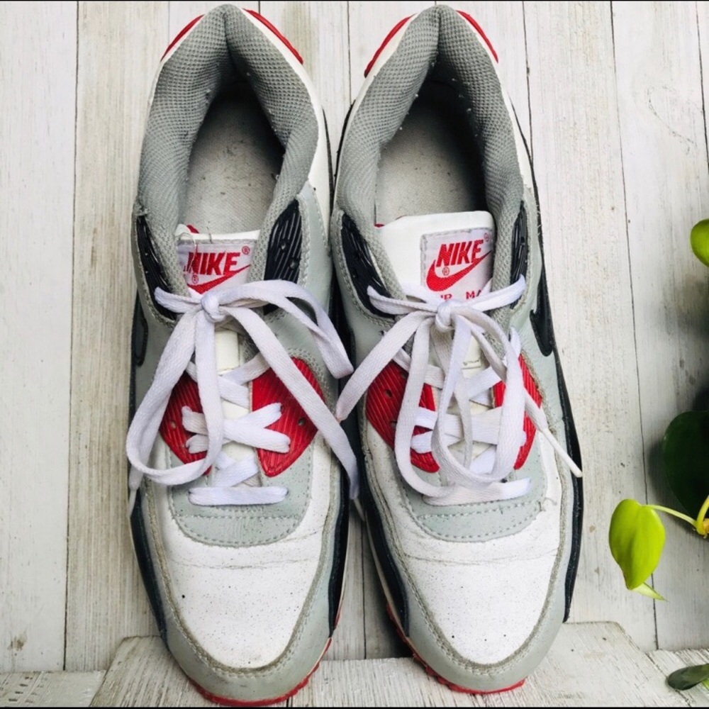 2009 Nike Air Max 90 Retro Sneaker Shoes - Picture 7 of 8